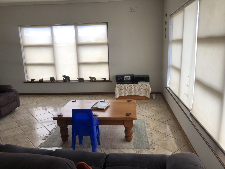5 Bedroom Property for Sale in Strand North Western Cape